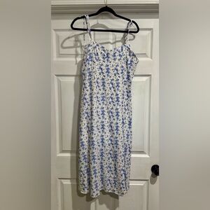 Forever 21 Blue and White Floral Midi Dress